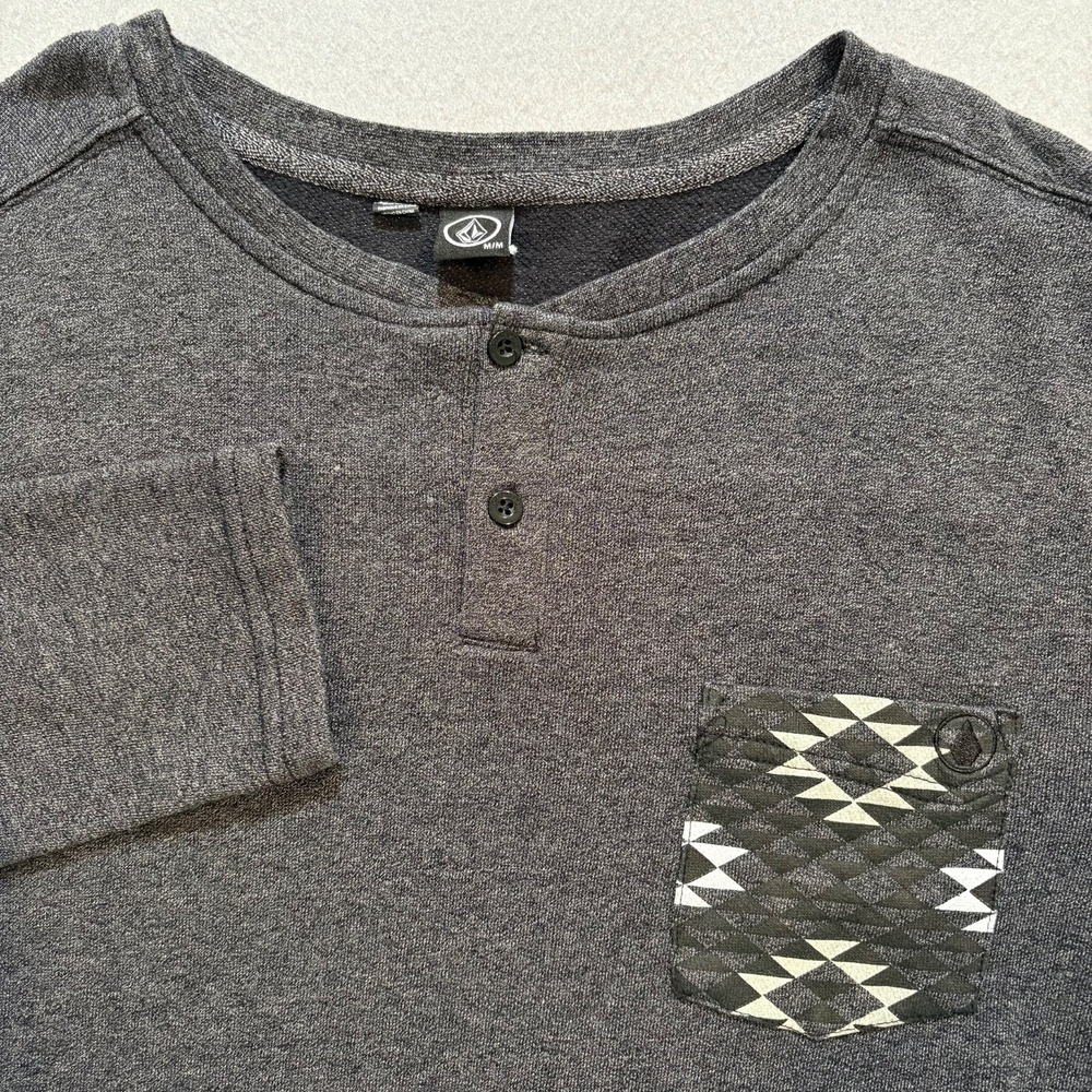 Volcom Long Sleeve Henley Shirt Gray‎ Tribal Aztec Pocket Men's Size M